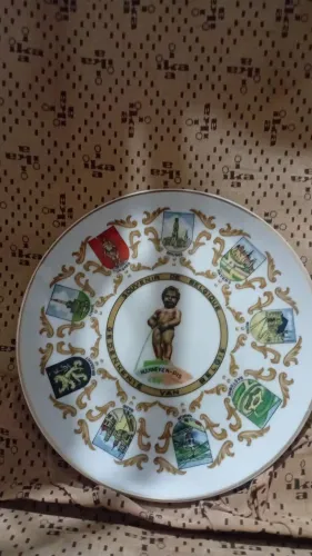 Pratos decorativos