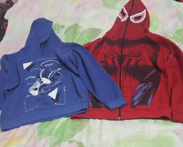 Lote de Roupa infantil de menino Tamanho 6 e 8 Anos.(Entrego na Estação da Descrição)70,00
