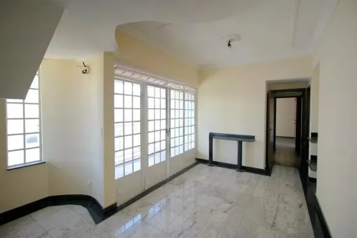 Apartamento à Venda - Barroca, 3 Quartos, 200 m2