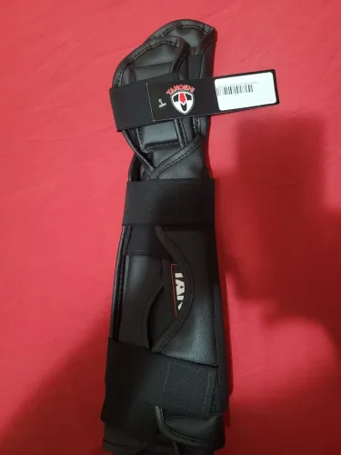 Caneleira para Muay Thai ou Kickboxing