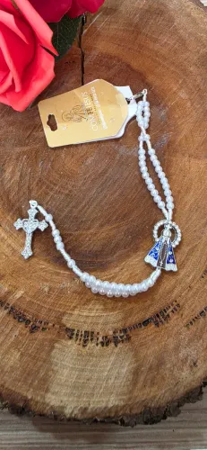 Pulseira Terço Nossa Senhora Aparecida com Pérolas e Strass - Novo