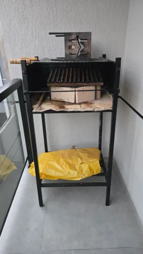 Churrasqueira parrilha e grelha
