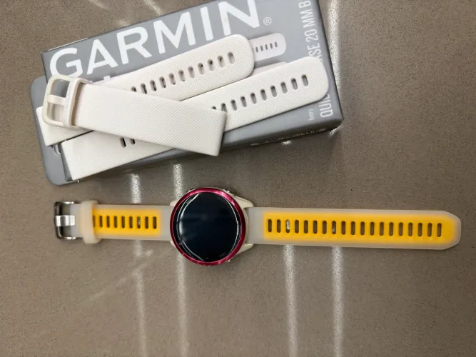 Garmin Relógio Forerunner 570 - 42mm 