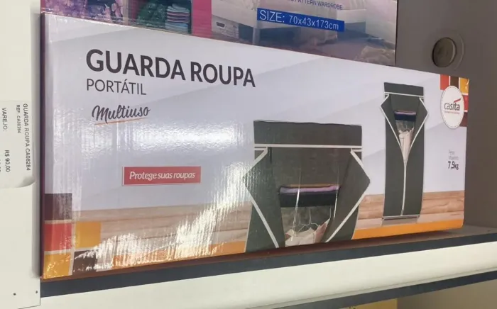 Guarda roupa portátil solteiro