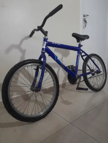 Bicicleta aro 20 bmx Cairu