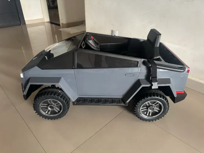 Super truck unitoy