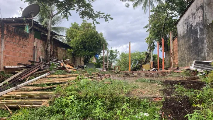 TERRENO À VENDA (ÓTIMA LOCALIZAÇÃO)
