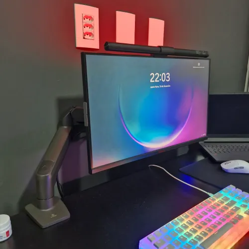 Kit completo: Monitor 165hz, braço articulado e lightbar