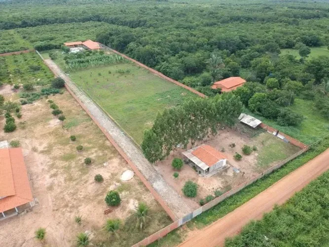 TERRENO À VENDA - 20x50 EM CONDOMÍNIO