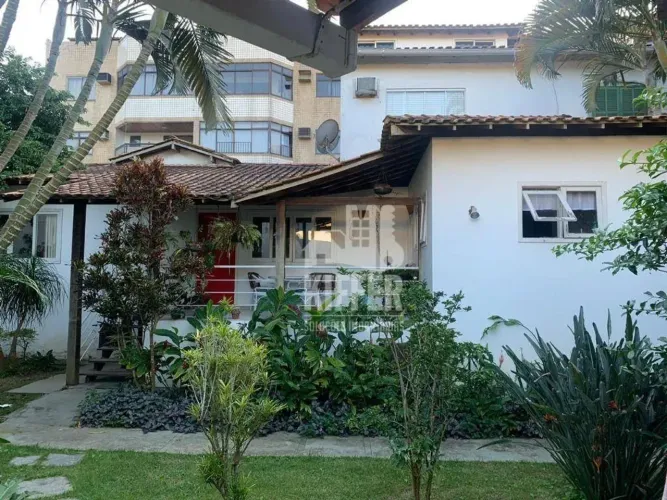Casa com 10 quartos à venda, 480 m² por R$ 3.100.000 - Prainha - Arraial do Cabo/RJ