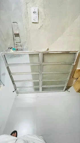 Materiais no precinho!!! Janela, grande e porta.