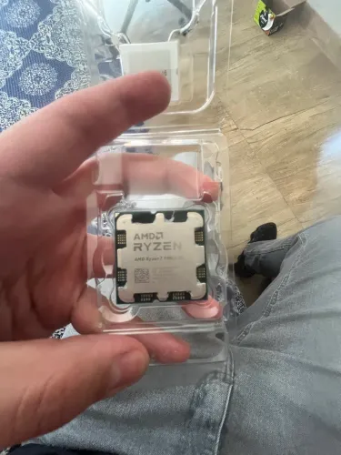 PROCESSADOR AM5 / AMD RYZEN 7 7800X3D