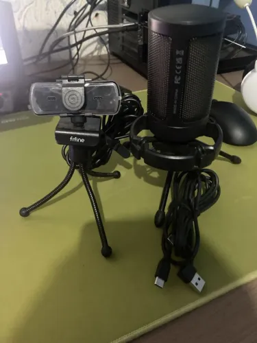 Webcam + microfone