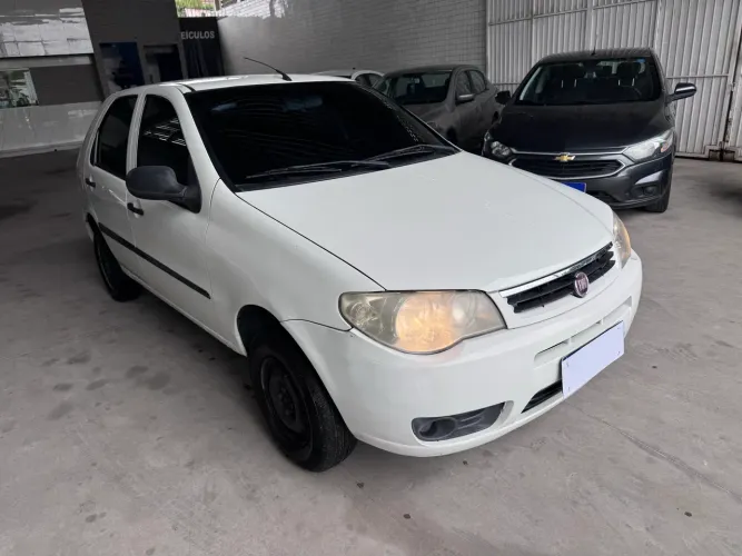 Fiat Palio Celebration 1.0 Fire Flex 8V 4P 2015