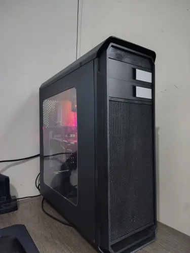 PC GAMER RYZEN 3 3200g RX 580