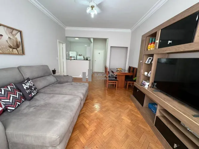 Apartamento a Venda Rua Viana Drumond junto ao Shopping Boulevard, todo reformado, com 2 q