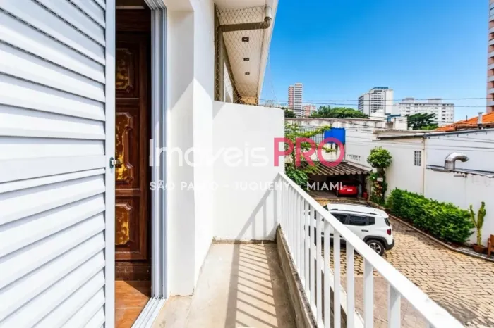 Linda casinha de vila na Vila Olimpia !