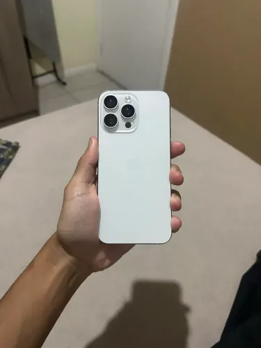 iPhone 15 pro max 1TB