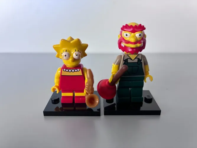 Lote com 2 Minifiguras LEGO Originais Os Simpsons
