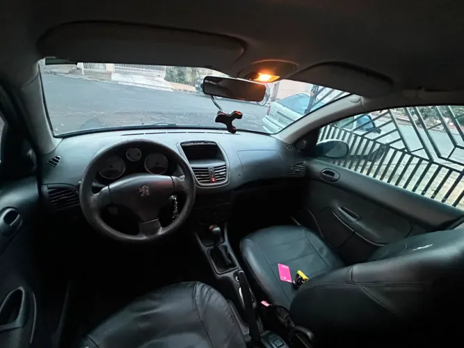 Peugeot 207 XR Sport 1.4 Flex 8V 5P 2010