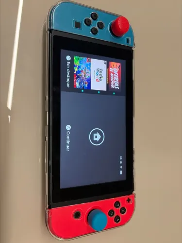 Nintendo Switch V1 Praticamente Novo (Pouquíssimo Uso) + Case e Acessórios Completo
