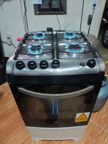 Fogão Electrolux 4 bocas