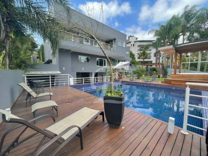 Casa com 4 quartos à venda, 740 m² por R$ 3.900.000 - Granja Viana II - Cotia/SP
