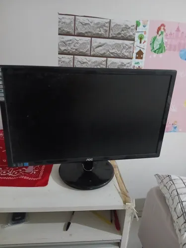 Vendo monitor 14 polegada sem os cabos