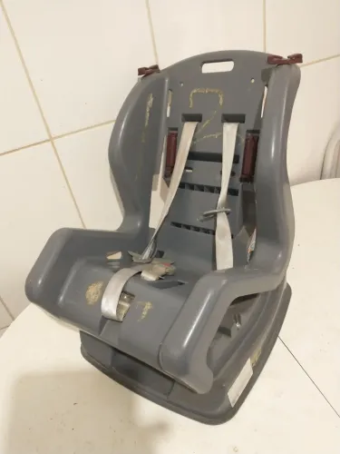 Cadeira Infantil para Carro no Estado.