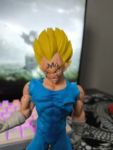 Action Figure Majin Vegeta Super Saiyajin Dragon Ball Z