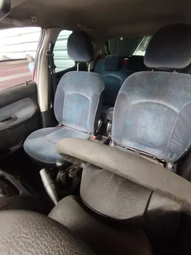 Jogo de bancos Peugeot 206 4 portas