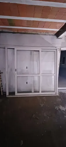 Porta de correr em Pvc