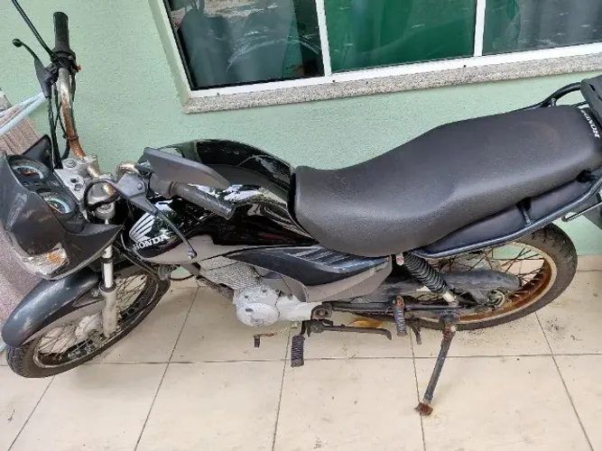 Vendo moto tytan ES 150