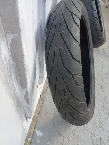 Pneus para moto precinho de desapego