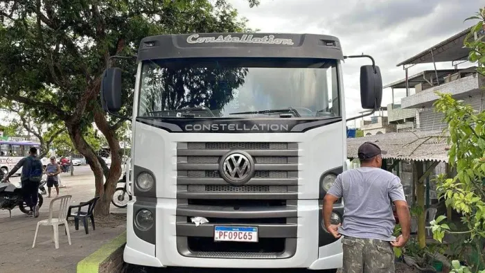 Vendo caminhão bitruck no boleto.