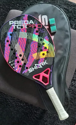 RAQUETE DE BEACH TENNIS SHARK PREDA TOR PRO SEMINOVA