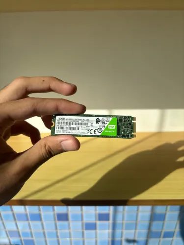 Western Digital (WD) Green SATA SSD M.2 2280 ? 120 GB