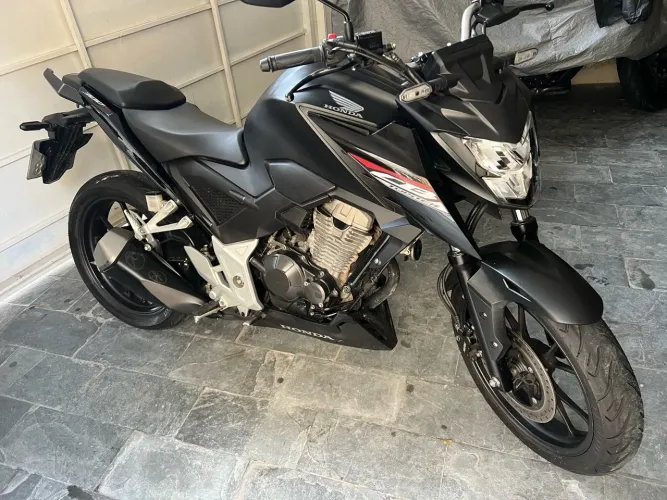 Honda CB 300f Twister Flex 2025