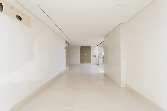 Loja em shopping na Avenida Doutor Guilherme Dumont Vilares, 1210 - Loja 6 50 m²