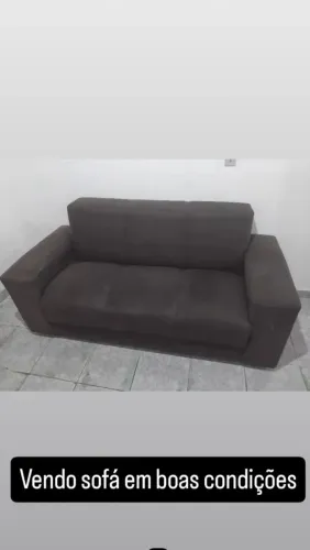 Sofá 3 lugares 