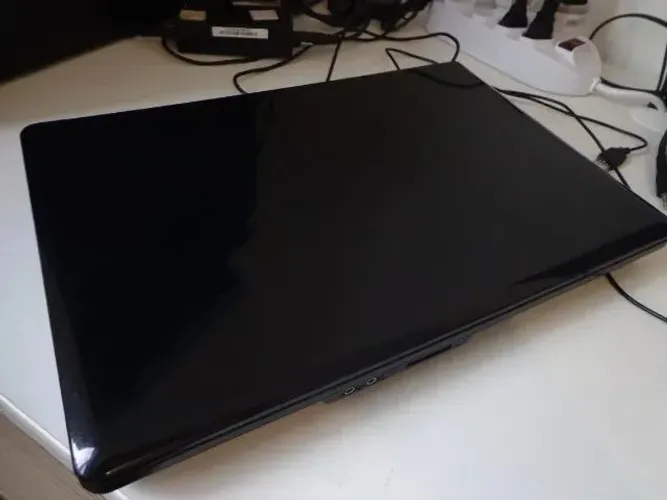 Carcaça Notebook Neo PC 15" completo, Ideal para quem busca peças de reposição