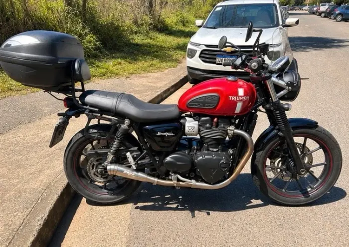 Triumph Street Twin 900