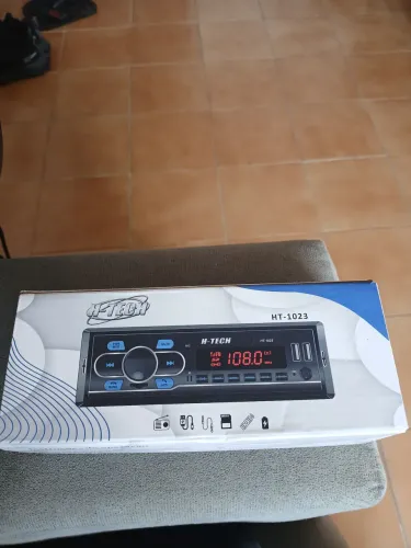 Radio carro Bluetooth e usb potente