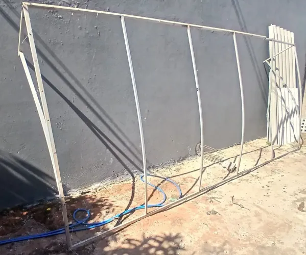 Armação Toldo (necessita de soldagem em local indicado na 4ª imagem)