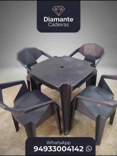 Vendo cadeira plástica
