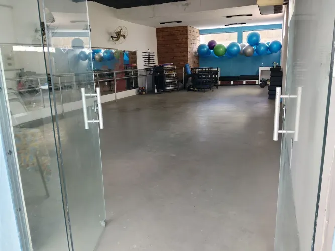 Alugo sala de ginástica em academia em boa viagem 