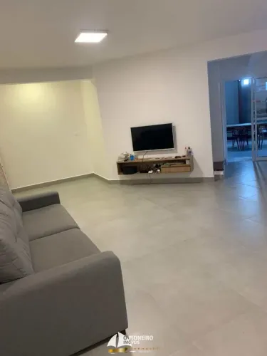 Casa de condomínio em Camburi, para locação mensal e temporada.