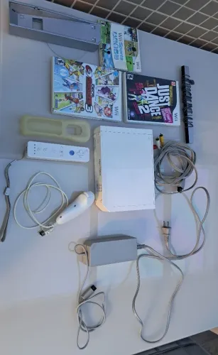 Nintendo Wii com 3 jogos