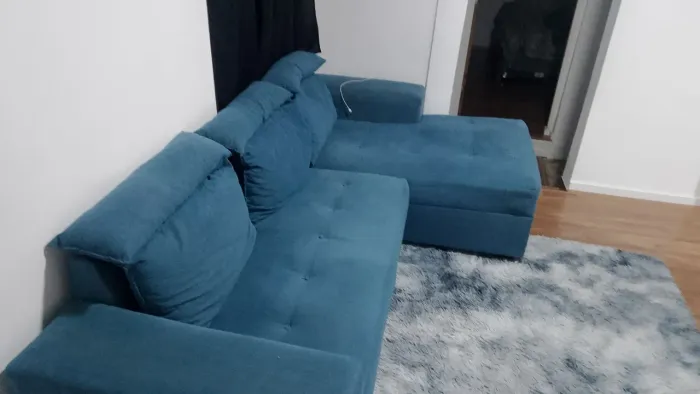 Sofá em ótimo estado mandado fazer