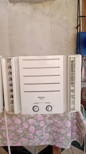 Ar-condicionado Springer Midea 7500btus já higienizado pronto pra usar